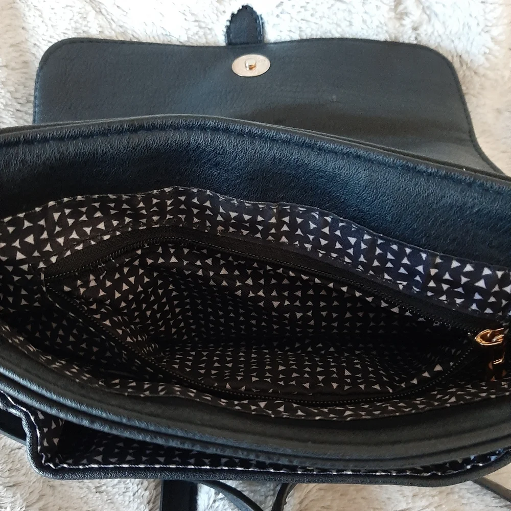ANTIK KRAFT - Faux Leather Crossbody Snap Front Black - Picture 5 of 13